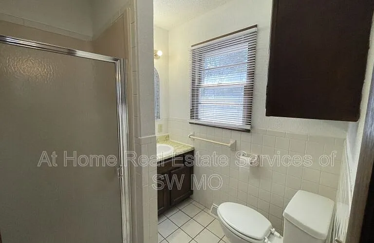 1316 E Lakewood St — Photo 9