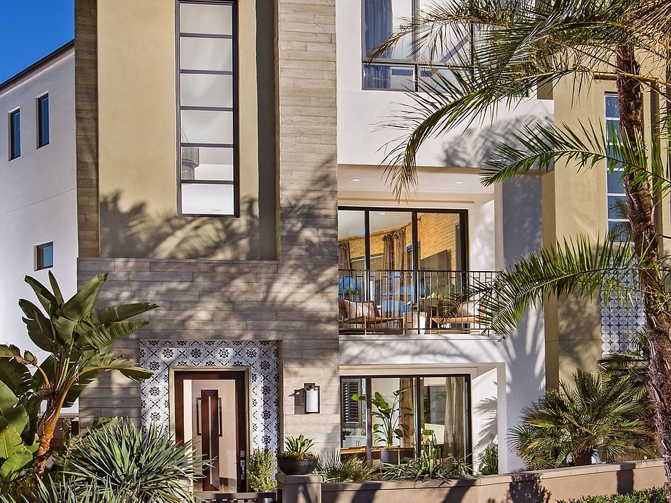 Everly at Playa Vista
