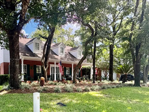 4451 Woodbridge Rd, Niceville, FL 32578