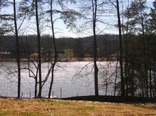 4221 Perry Dr, Gainesville, GA 30506