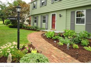 49 Chapman Rd, West Hartford, CT 06107