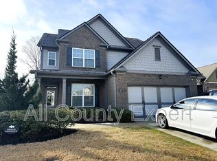 6651 Rivergreen Rd, Flowery Branch, GA 30542