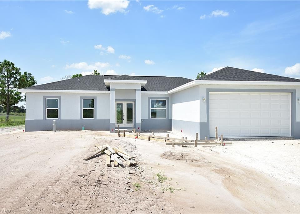 1st image of 4017 60th Ave NE