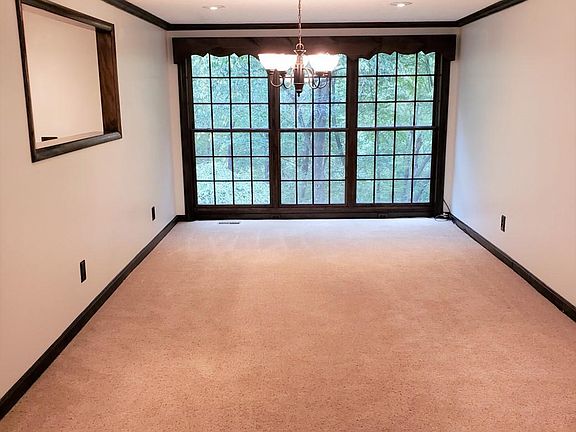 2nd image of 4441 Laurel Oak Dr