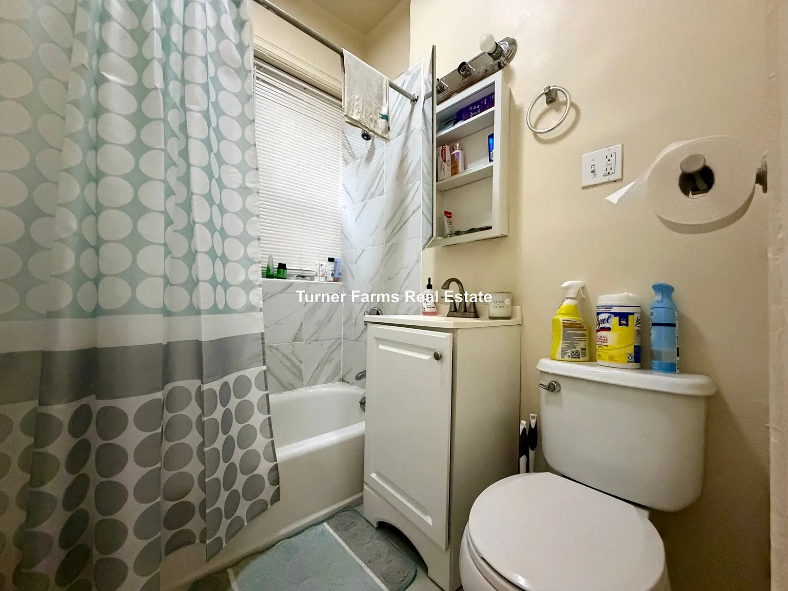 Studio, 9999 sqft, $1,900 — Photo 3