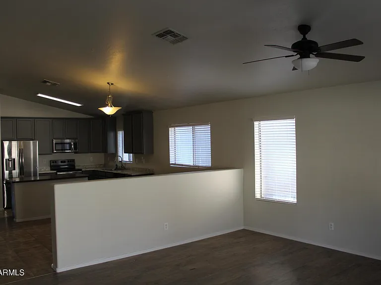 43410 W Wild Horse Trl — Photo 13