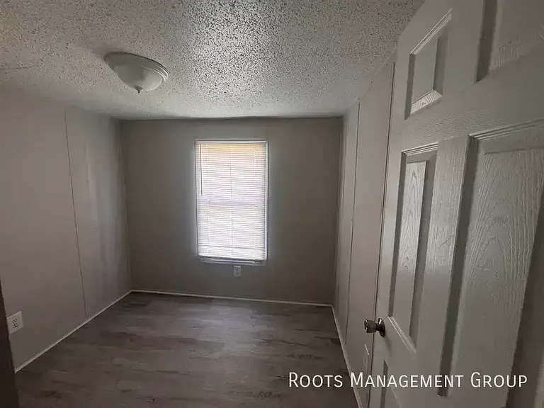 5098 Thompson Dr #99 — Photo 16