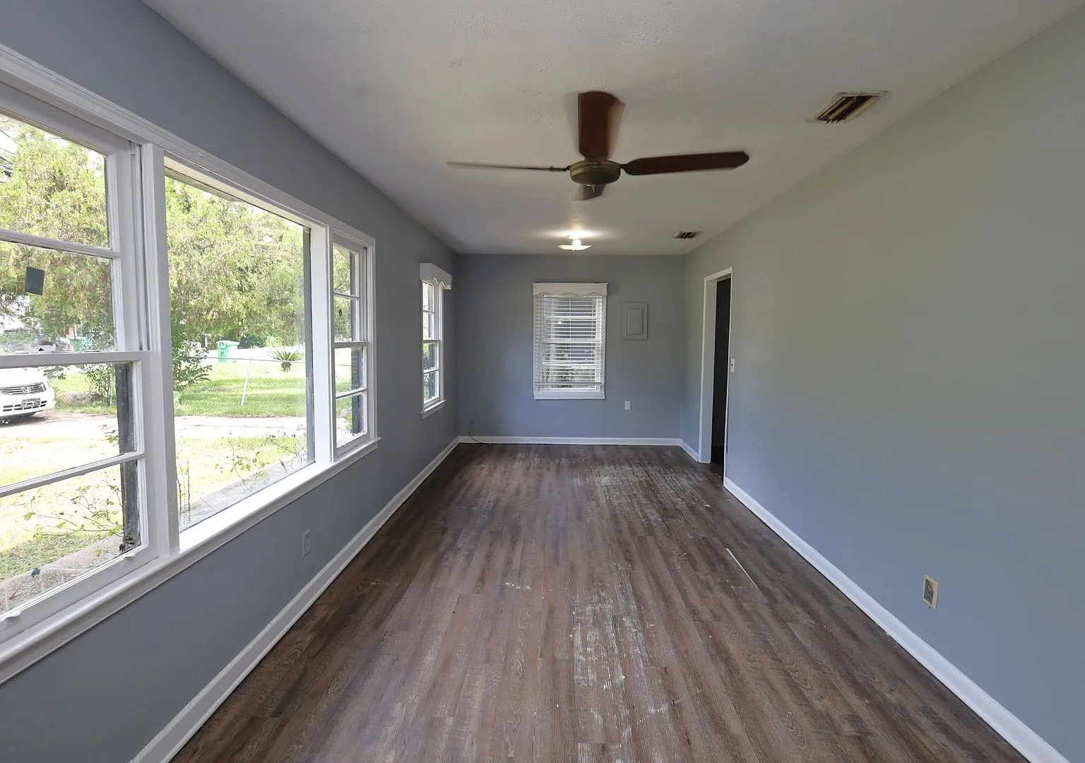 751 East Brookwood Place (HVP) — Photo 3