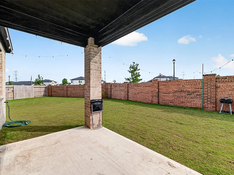 21831 Tallulah River Dr — Photo 38