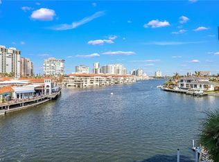 205 Park Shore Dr #4443, Naples, FL 34103