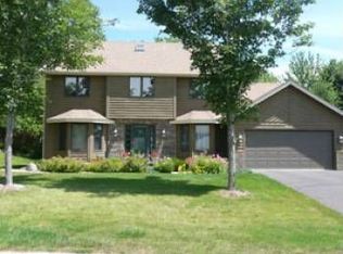 6441 White Dove Dr, Excelsior, MN 55331