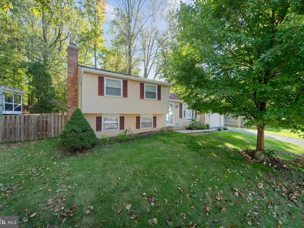 9111 Wax Myrtle Ct, Burke, VA 22015