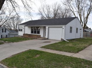 256 5th St, Earling, IA 51530