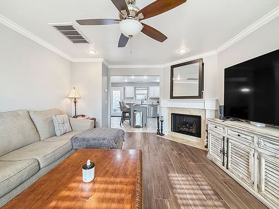 2nd image of 4403 W Murfield Dr