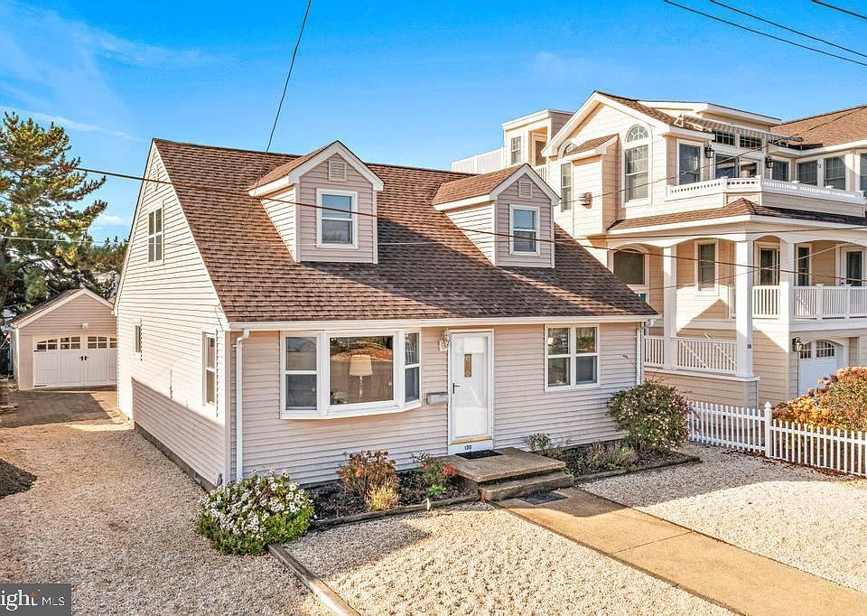 1st image of 130 Taylor Ave