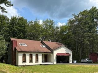 9140 Wilson Ct, Tobyhanna, PA