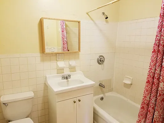 Rented by Alma Realty Corp. | media 4