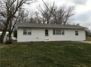 510 W Van Buren St, Gallatin, MO 64640