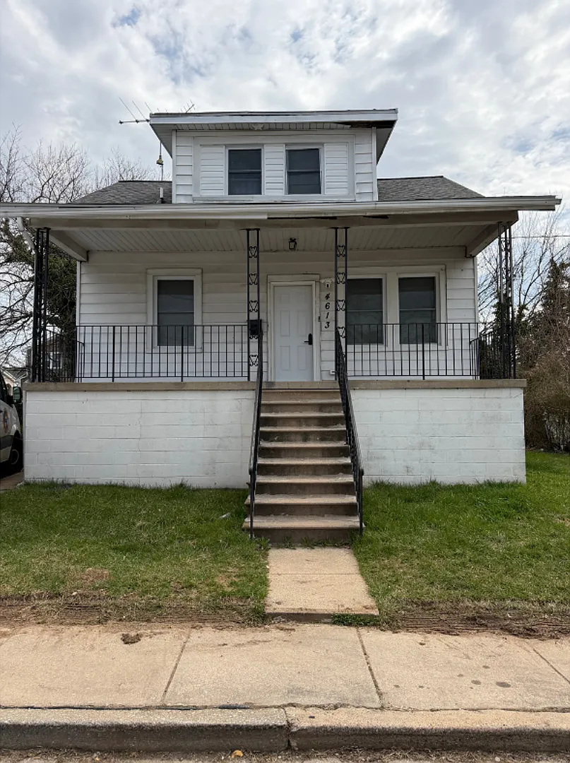 4613 Asbury Ave $700 Room Available (Shared Bath) — Photo 1