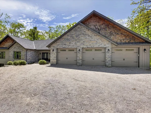 54 Mitchell Cres, Trent Lakes, ON K0L 1J0