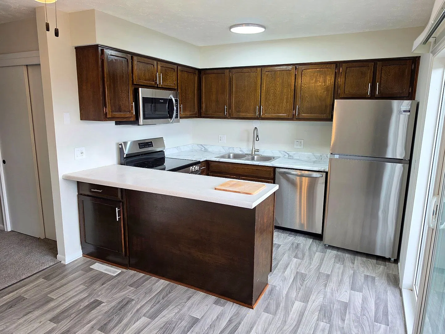 Beau Manor Townhomes — Photo 3