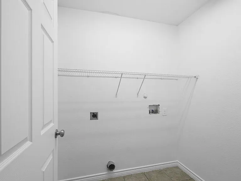 408 W Shandon Ave — Photo 26