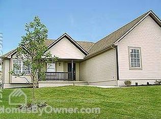 1305 Ragan Dr, Pleasant Hill, MO 64080