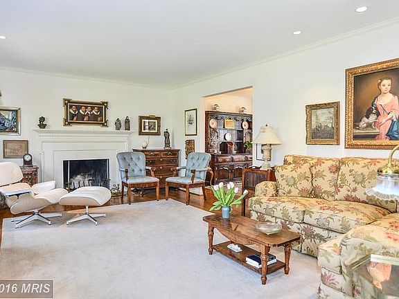 4th image of 5104 Kingston Dr