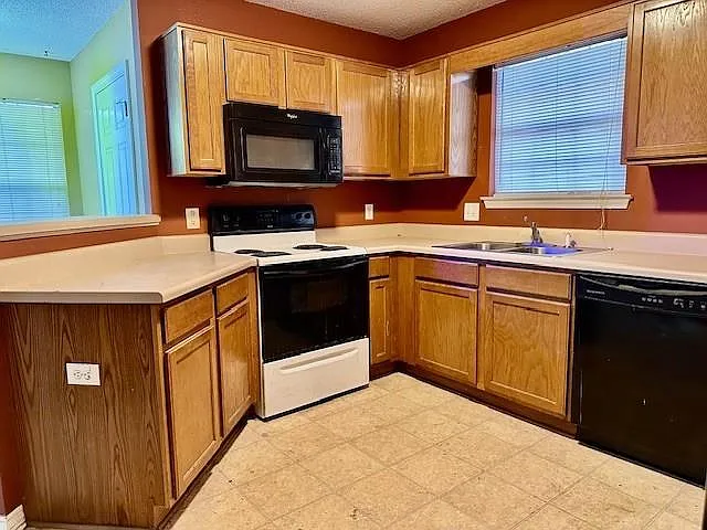7330 Willow Pointe Dr N — Photo 5