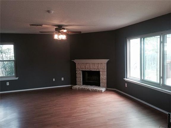 5th image of 1501 Bergamont Dr