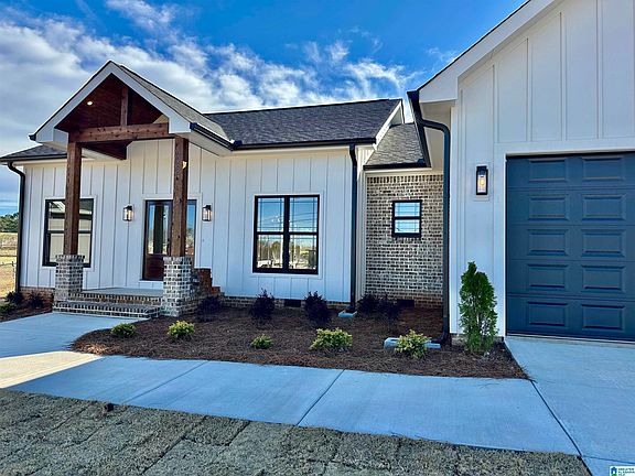 5th image of 739 Waterford Way
