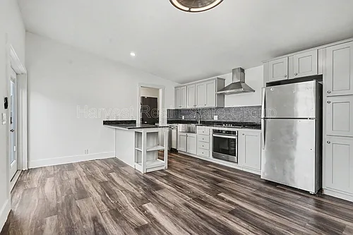 33158 7th St Photo 1
