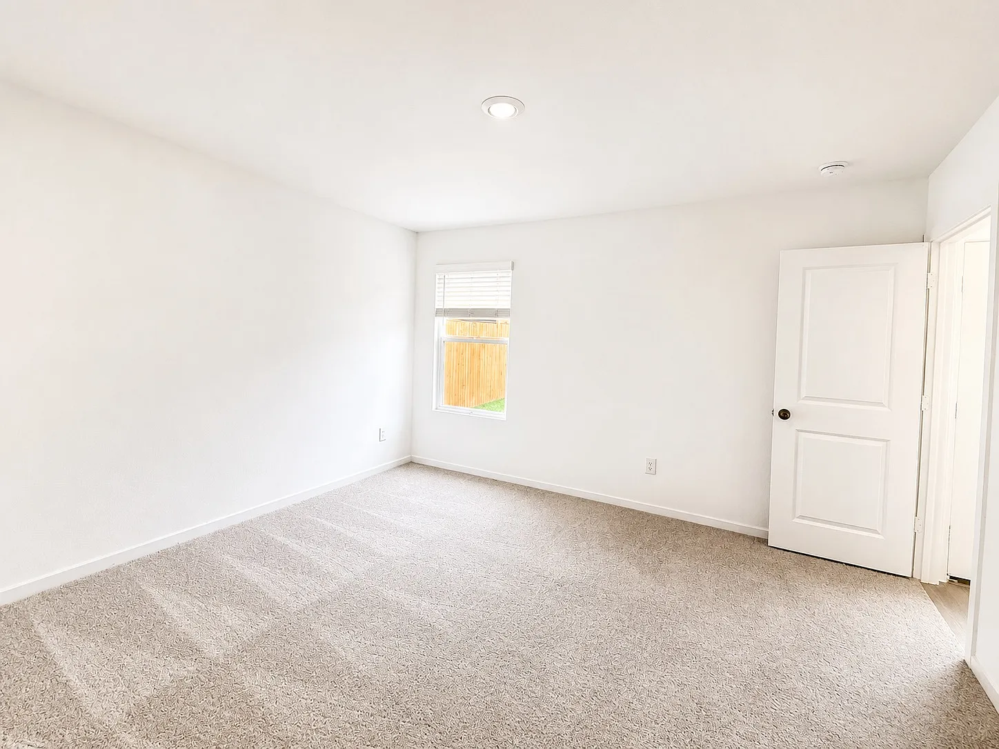 3 bed, 1266 sqft, $1,675 — Photo 4