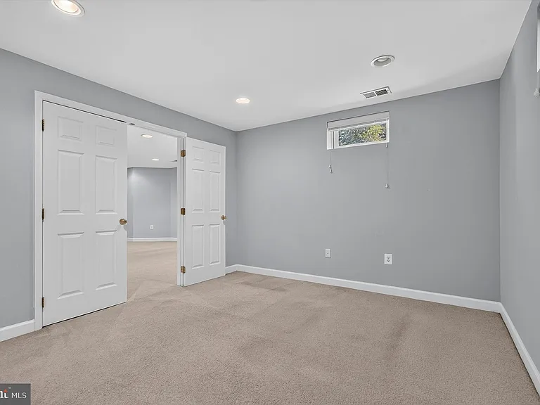 25670 S Village Dr — Photo 44