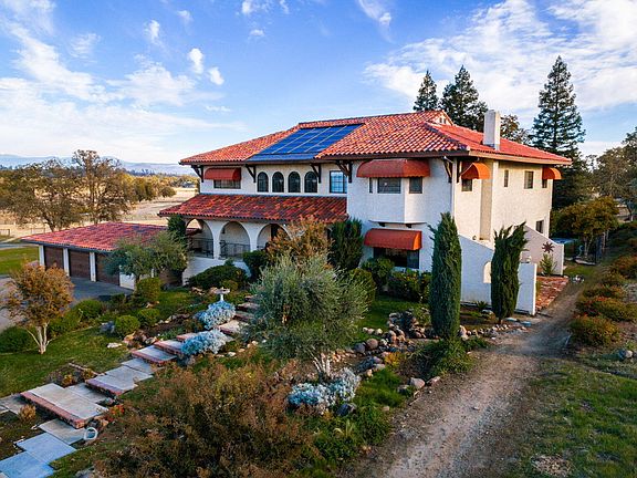 2nd image of 22797 Silverlode Rd