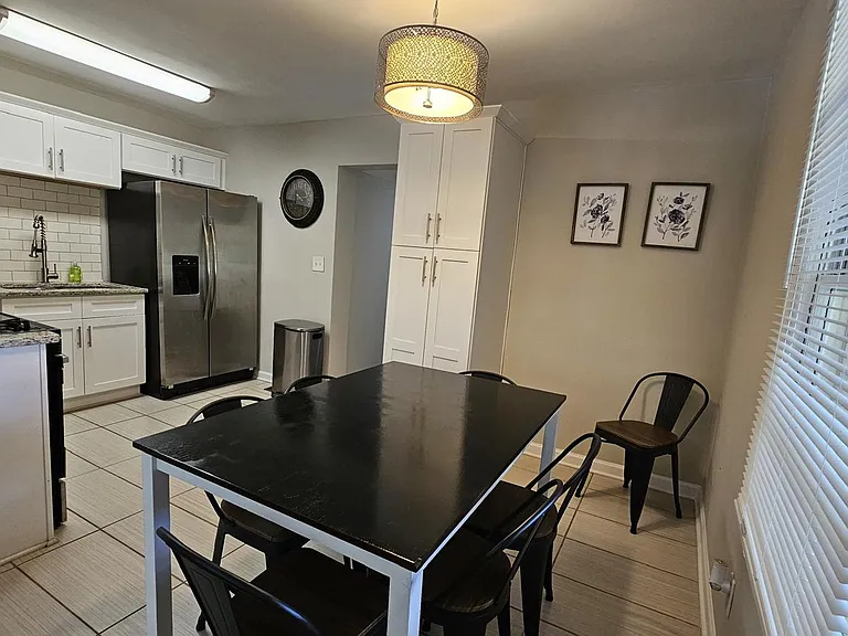 2076 W Flat Shoals Ter — Photo 8