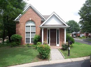 5298 Abbie Woods Cv, Memphis, TN 38117