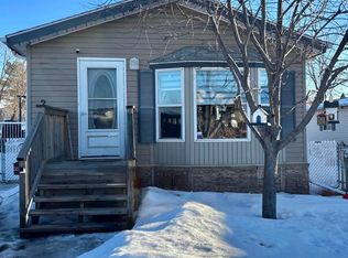 245 Oak Wood Dr NW, Edmonton, AB T6P0A4