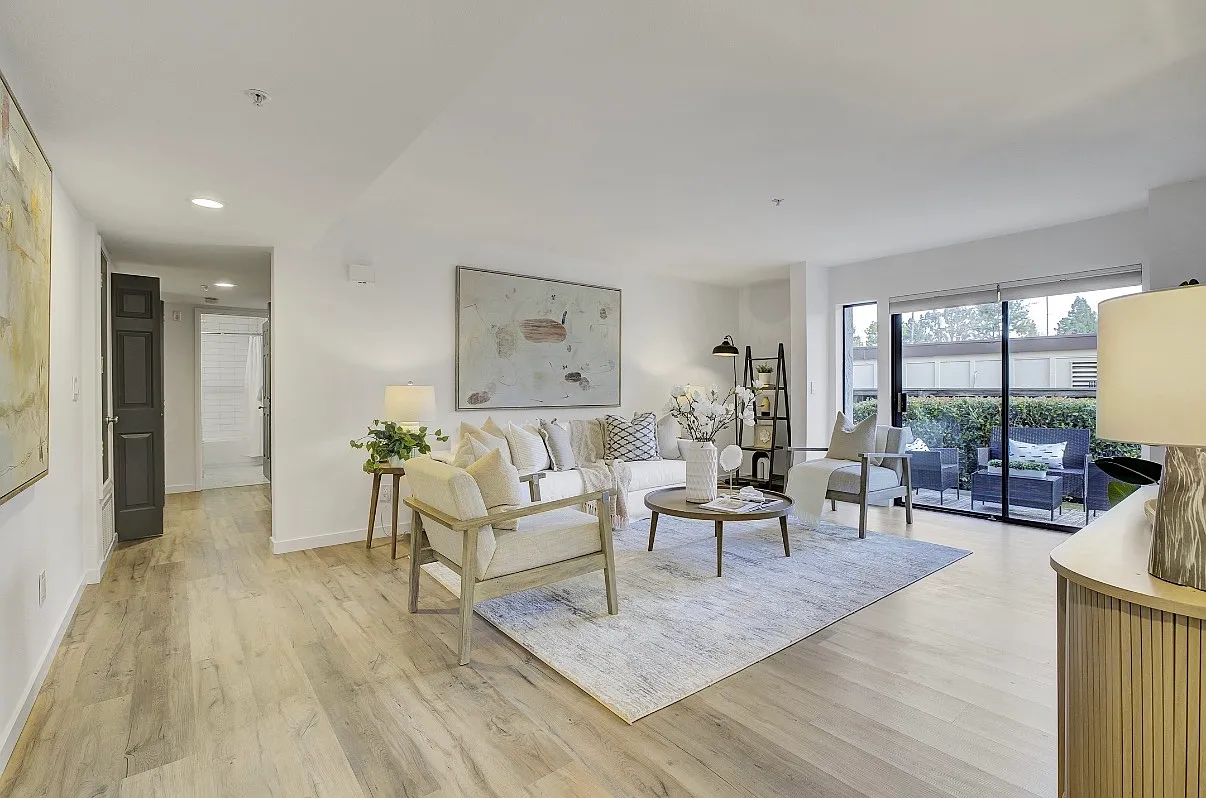 1 bed, 876 sqft, $4,500 — Photo 1