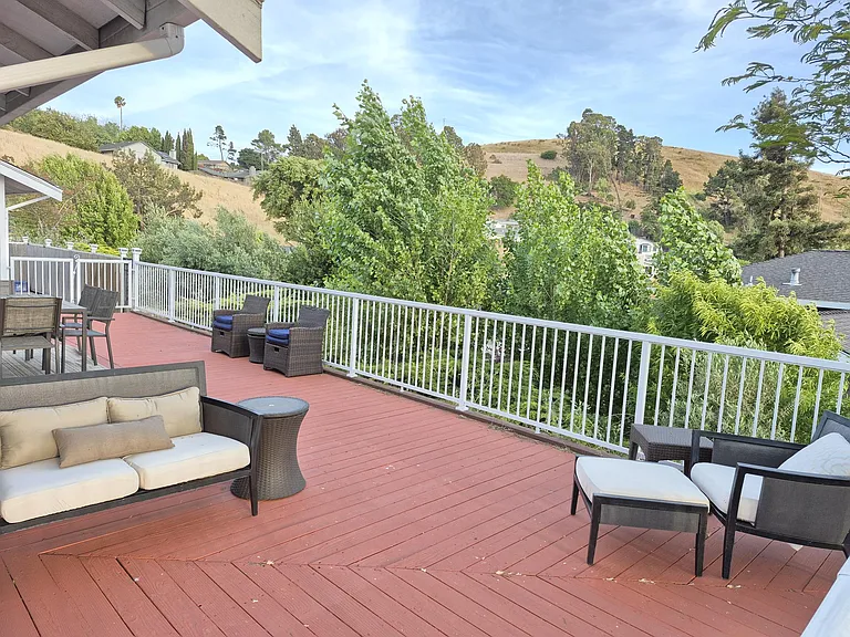 Duperu Dr — Photo 9