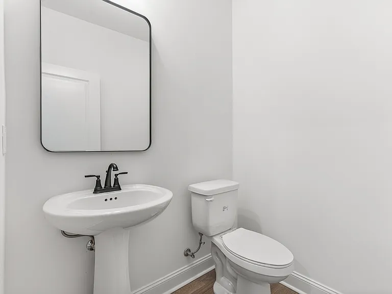 1645 Lateglow Way — Photo 8