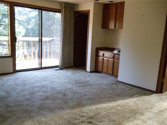 5th image of 6314 45th Street Ct W