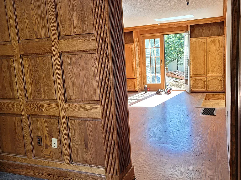 859 NW 2nd Ave — Photo 3