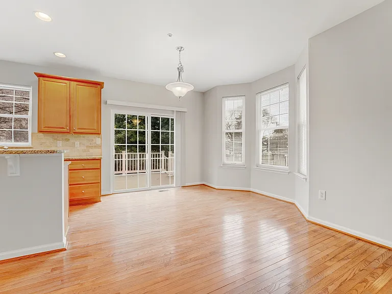609 Tebbston Dr — Photo 46
