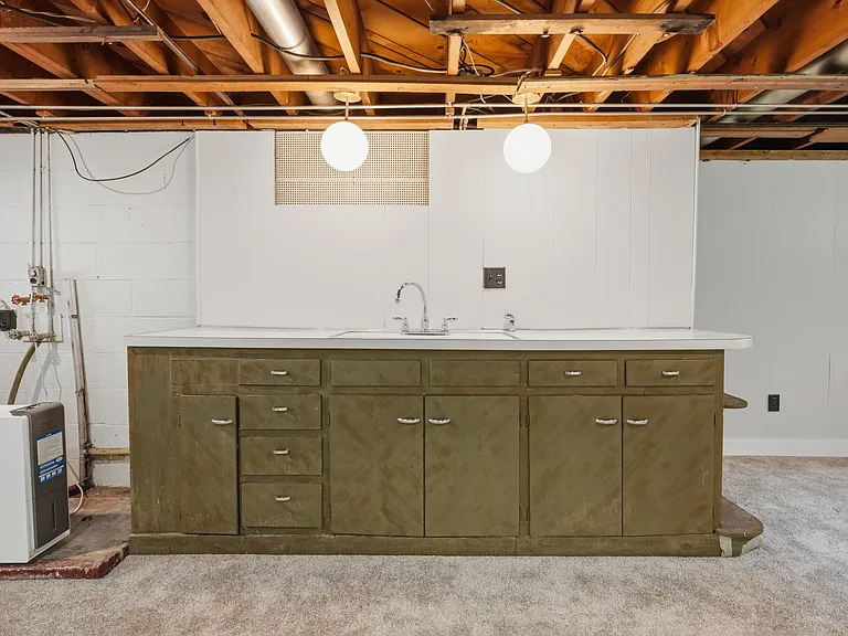Lower Level - W/D Hook-up to the left