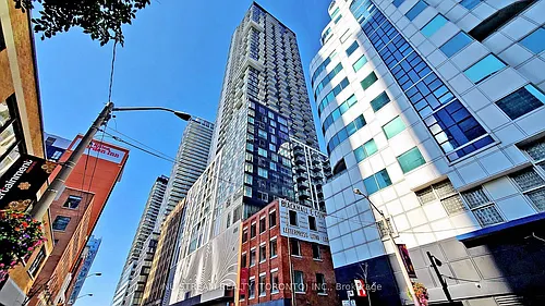 87 Peter St Photo 1