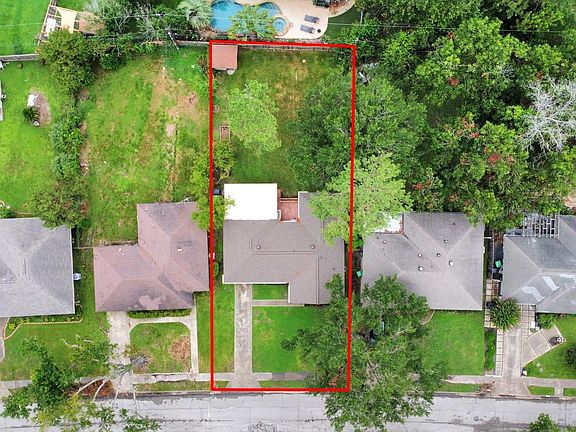 3rd image of 2314 Lamonte Ln