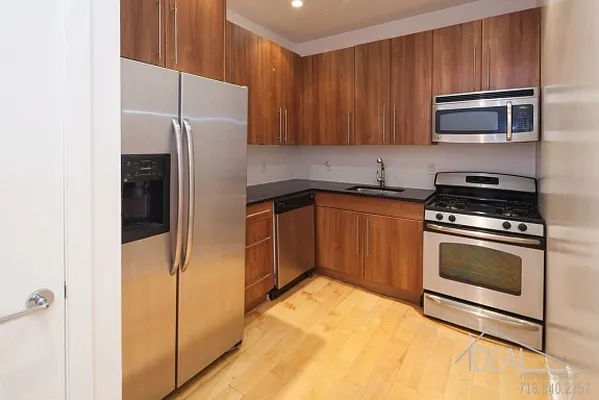 Sold by Ideal Properties Group | media 7