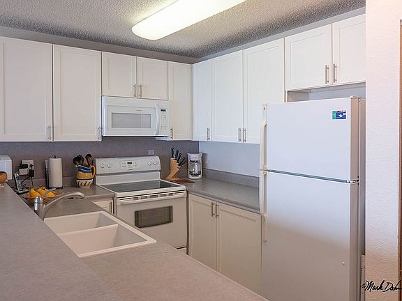 5th image of 75-6002 Alii Dr APT 3318