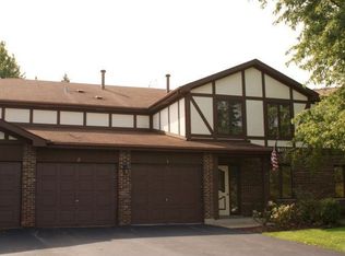 9803 W Creek Rd #E2-L24, Palos Park, IL 60464